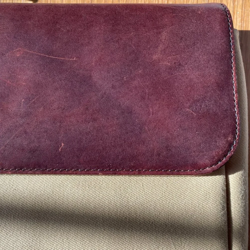 NWOT Levenger Vintage Canvas & Leather 15